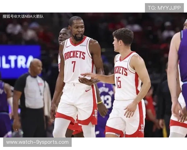 NBA赛季最新动态：超级巨星交易风波引发关注，球队阵容大变动