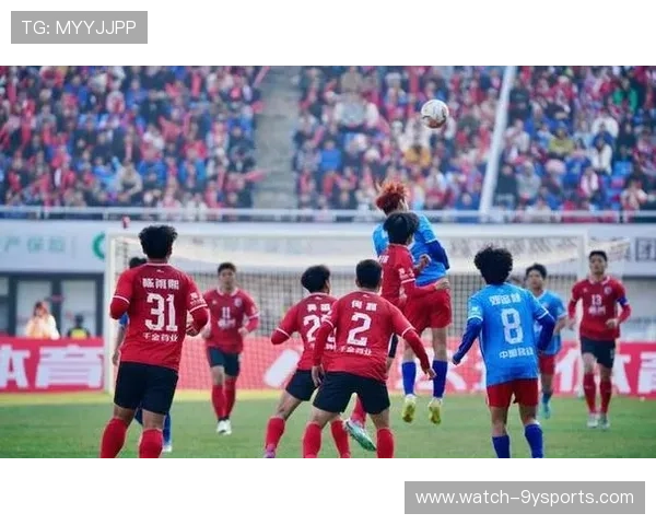 激烈对决再现绿茵场精彩瞬间足球比分牵动球迷心弦